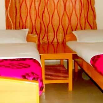 Kusum Guest House, Bodhgaya 4